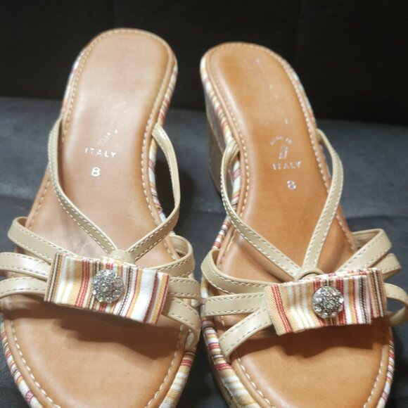 Italian Shoemakers Wedge Sandals | Bow & Rhinestone Detail | Strappy Slip-On | S - Picture 2 of 3